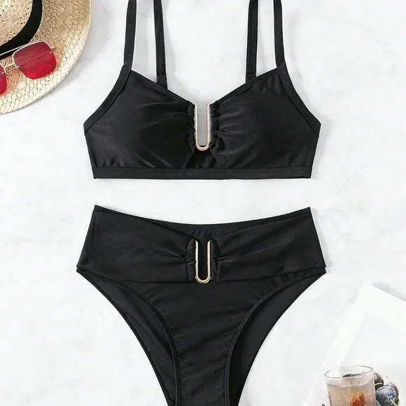 Black Women's Beach Two-Piece Bikini Set - Picture 3 of 8